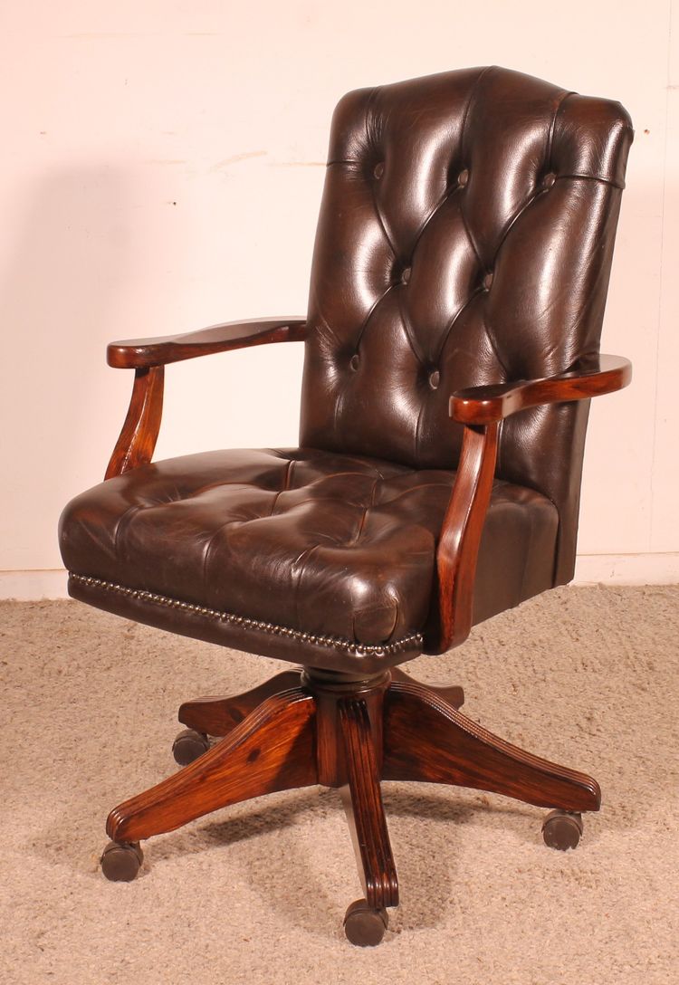 Fauteuil De Bureau Dit fauteuil directeur En bois Et Cuir capitonné