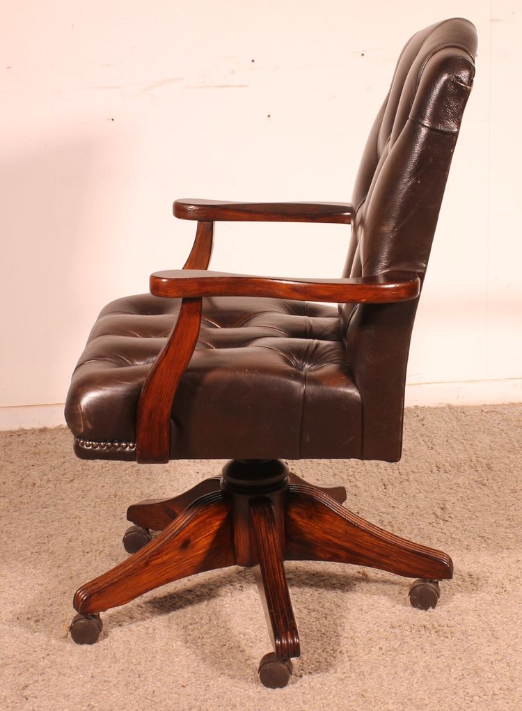 Fauteuil De Bureau Dit fauteuil directeur En bois Et Cuir capitonné