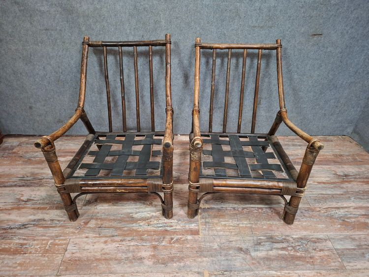 Paire de fauteuils bas en bambou, d’esprit exotique, datant du début du XXe