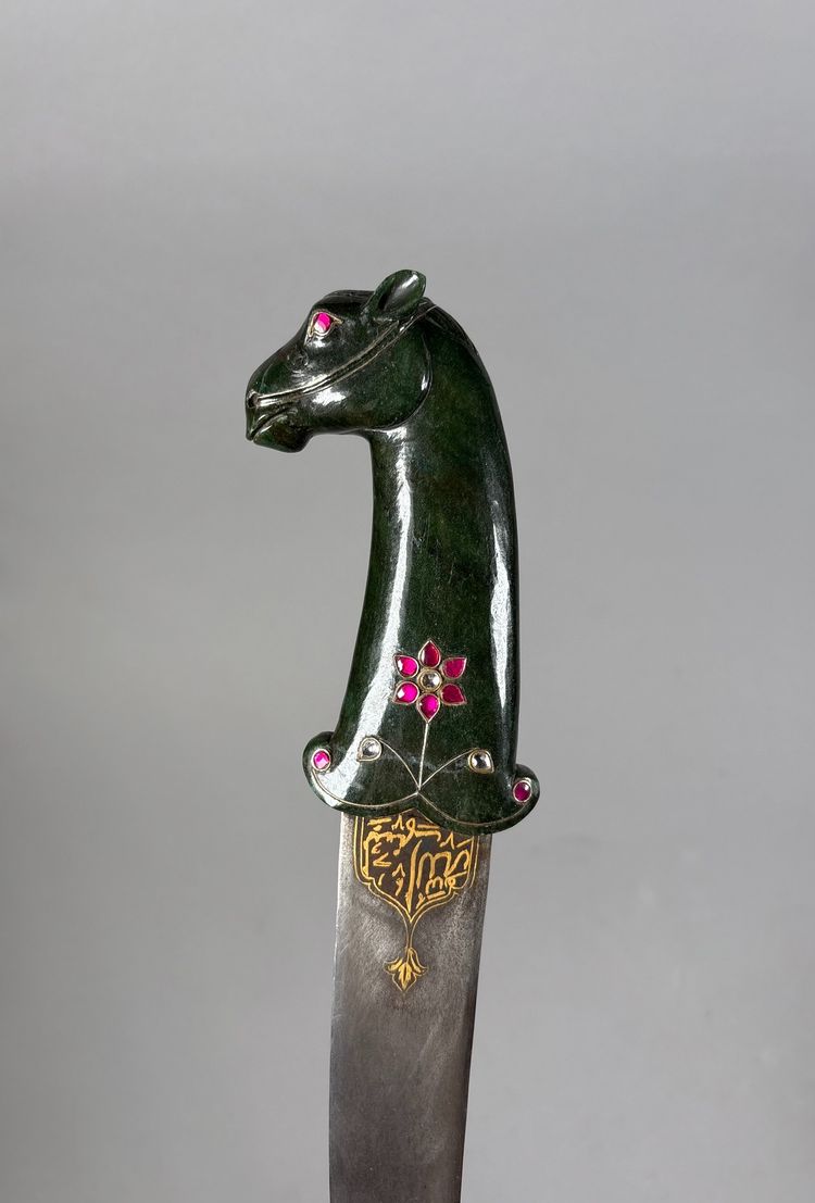 Kard Dolch aus Jade mit Pferdekopf INDIEN Mughal Dynastie (1526-1857)