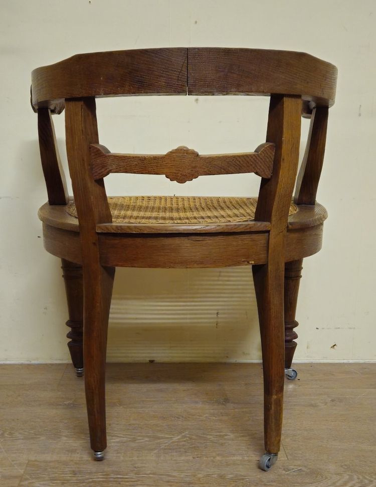 fauteuil de bureau style Renaissance ancien en bois sculpté – assise cannée - XIXeme