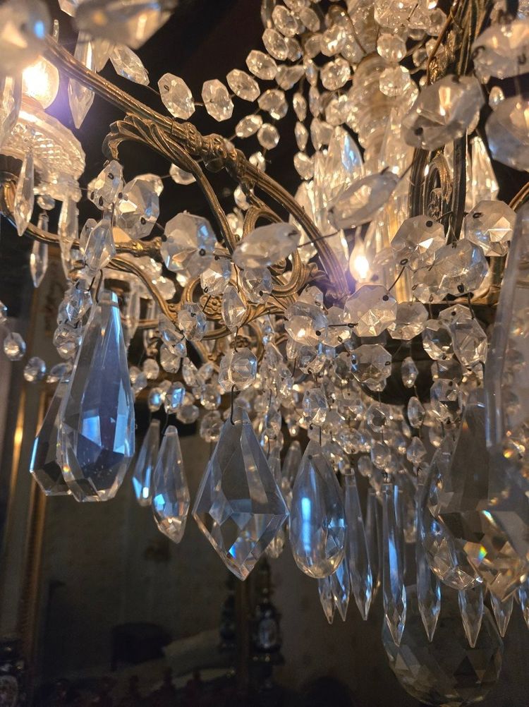 Alter Kronleuchter aus Bronze und Baccarat-Kristall - 8 Leuchten - XIX.
