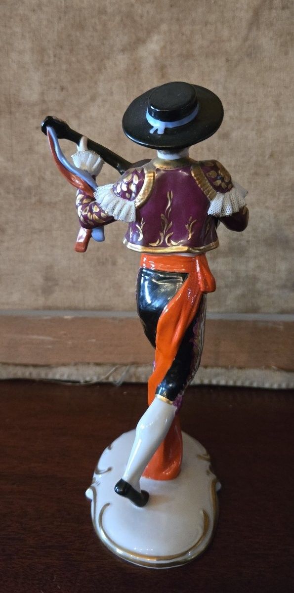 Sujet en porcelaine – Couple galant & musicien - esprit Romantique