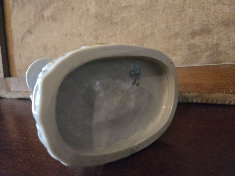 Lot de 2 groupes en porcelaine – Scènes galantes et scène familiale - XXeme