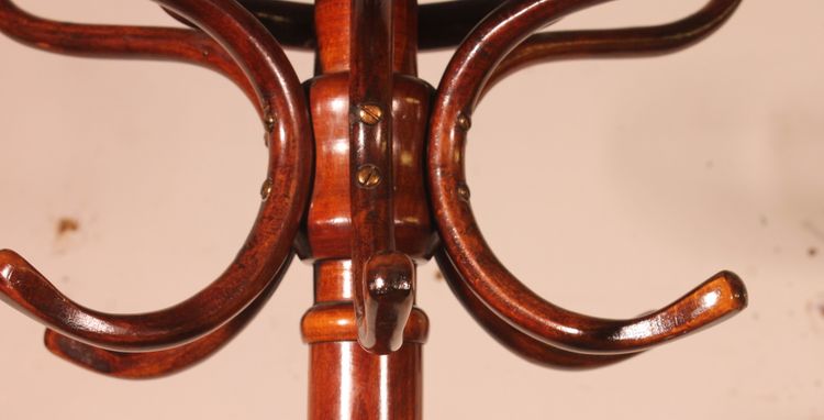 Appendiabiti a pappagallo, Art Nouveau, noto come Thonet