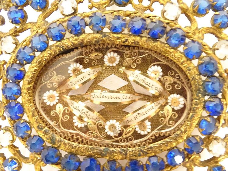 Reliquaire médaillon laiton doré strass Saints Reine Valentin Robert XIXème