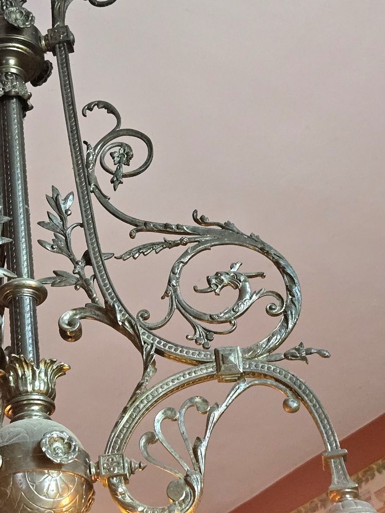 Lustre Art Nouveau Noverdy – Bronze et Tulipes en Verre –