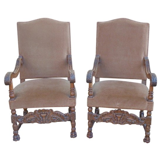 Paire de fauteuils Louis XIII
