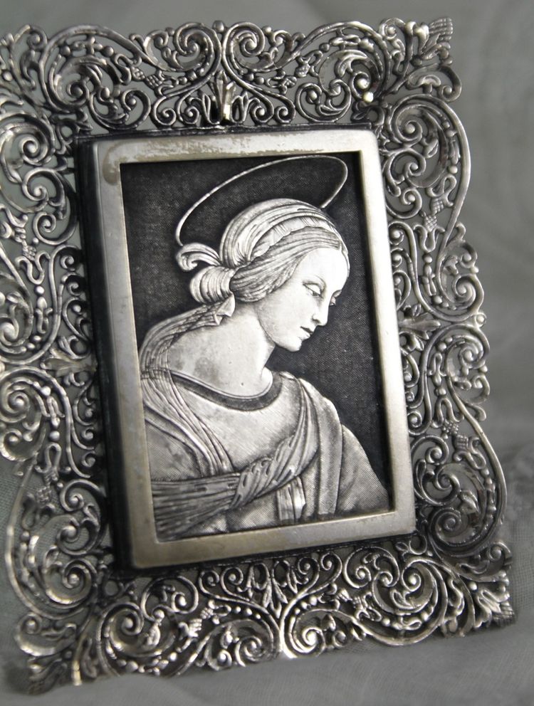 Virgin Mary' frame in solid silver 800/1000, Italian work 20th century