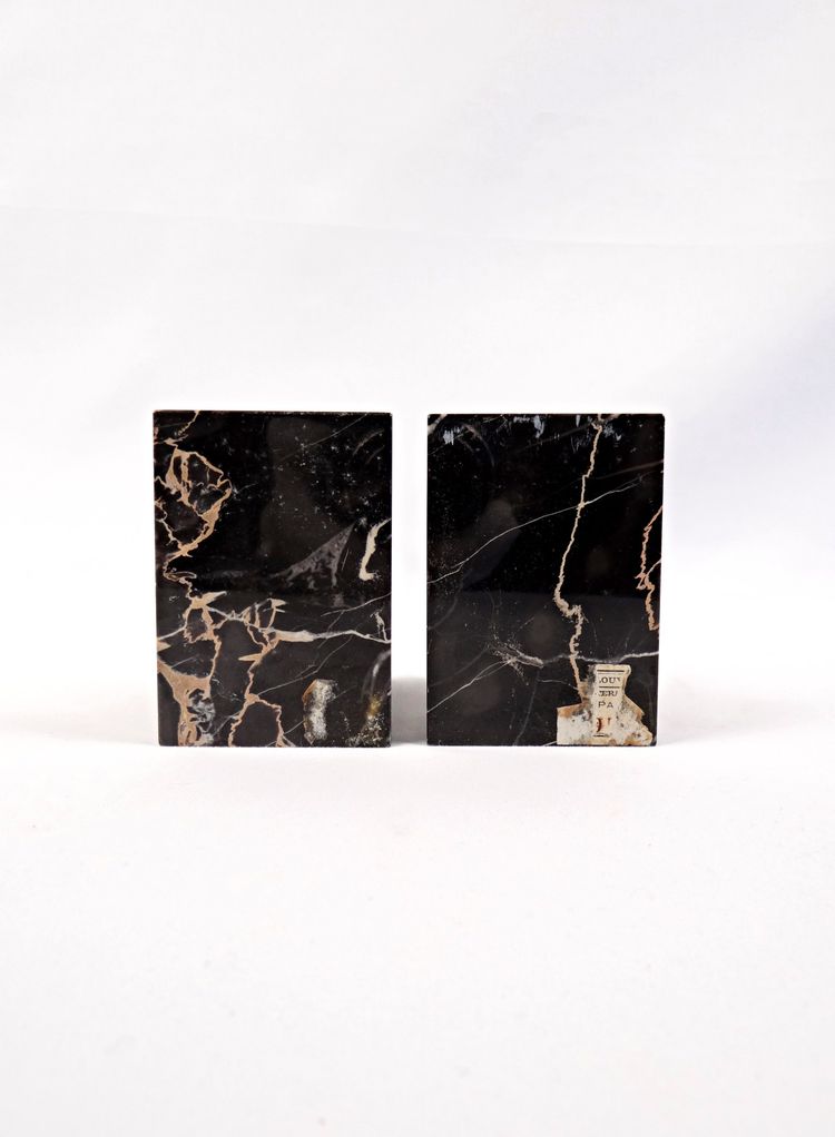 Pair of Art Deco bas-relief marble bookends of Jesus and Mary early 20th century