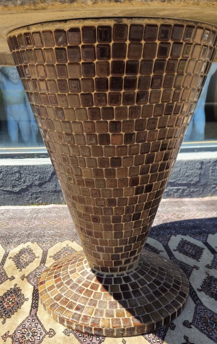 Round table in glazed ceramic mosaic - central conical base