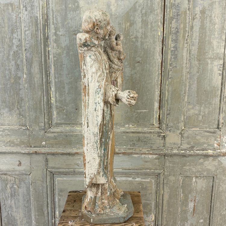 Saint Hyacinthe in carved wood 17th century