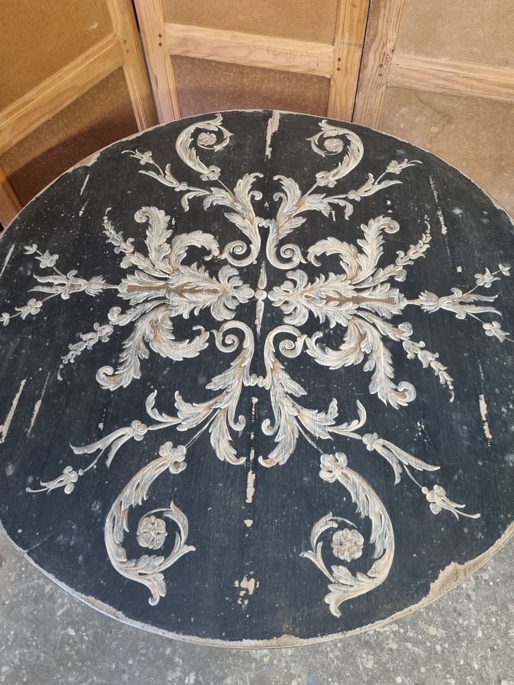 Gueridon table 19th century