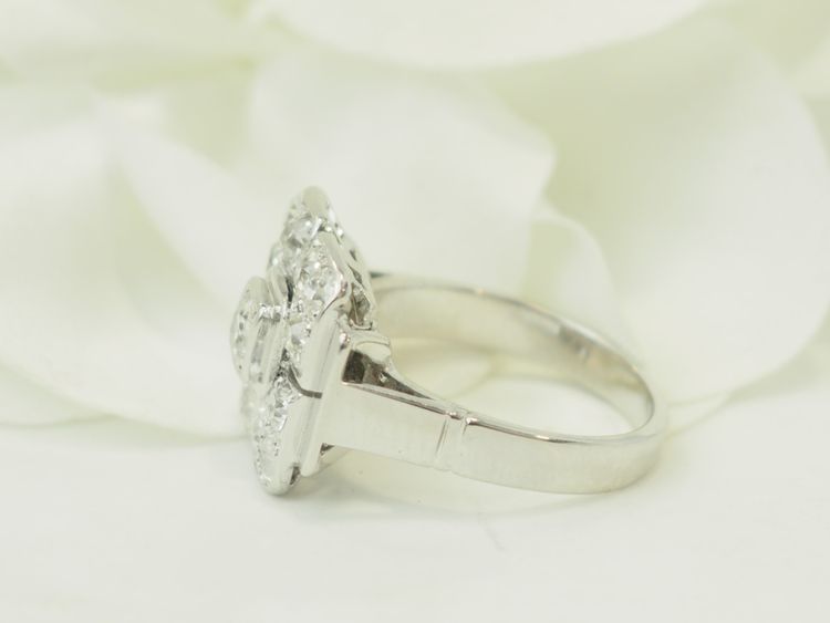 Art Deco ring in 18-carat white gold and old-cut diamonds – 1.20 ct