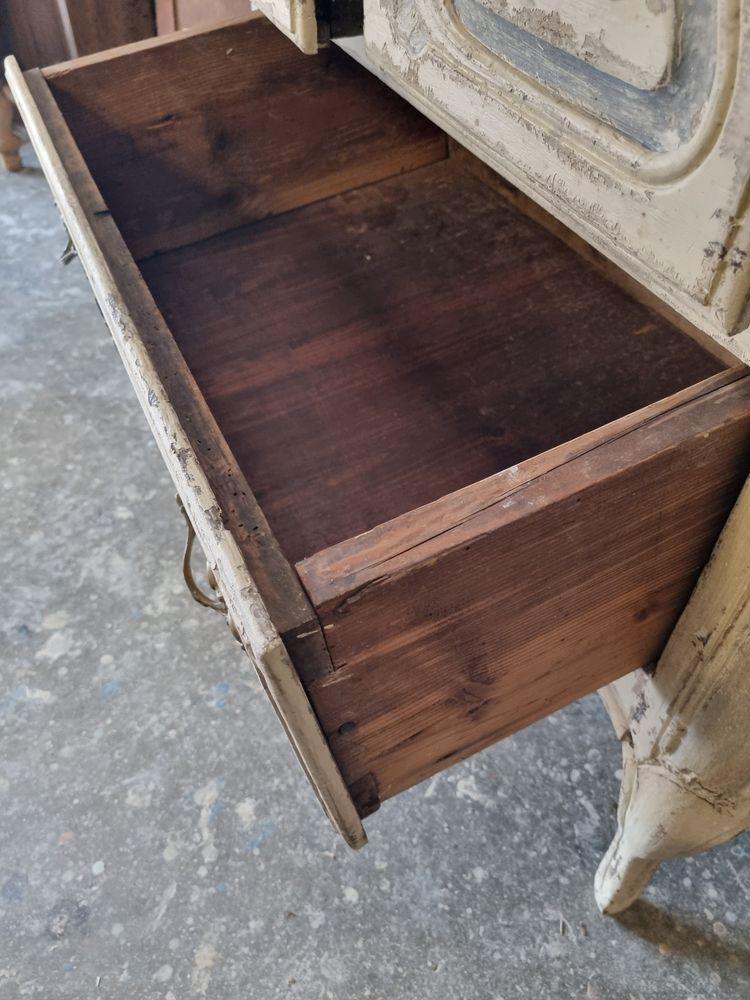 Cassettiera saltellante