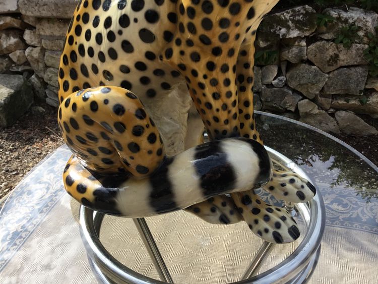 Ceramic cheetah by Ronzan