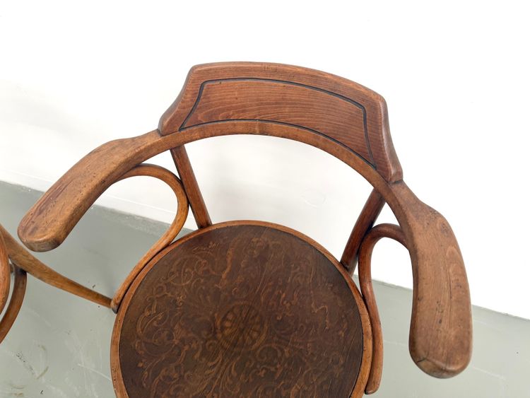Paire de Fauteuils de Bureau Thonet – Hêtre Courbé & Assises Pyrogravées