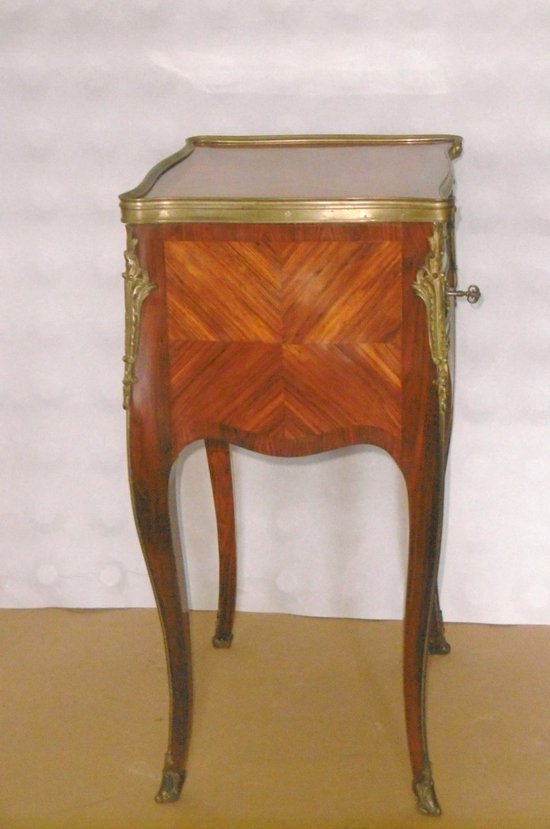 Table de salon Louis XV