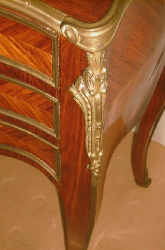 Table de salon Louis XV