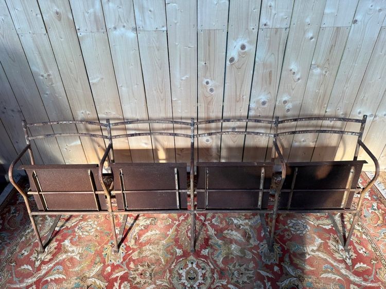 4-seater theater bench – Industrial style – Iron and sheet metal – Early 20th century