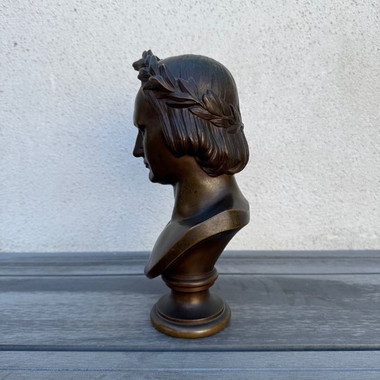 Buste en bronze de Victor Hugo par David d'Angers et F. Barbedienne