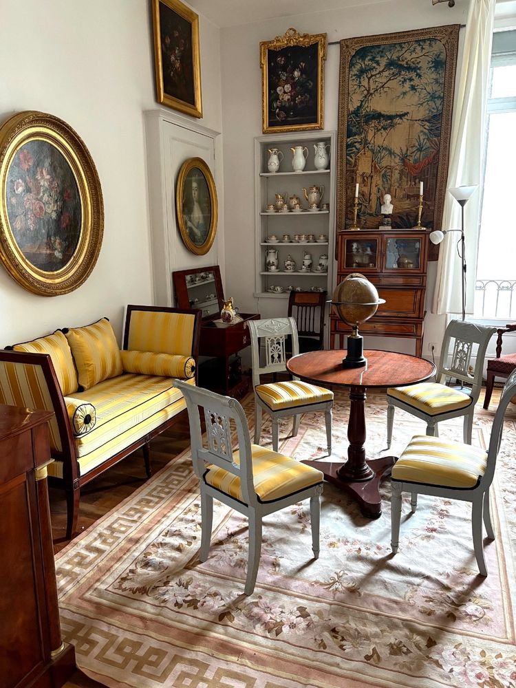 Großer Aubusson-Teppich im Stil Louis XVI, Epoche Napoleon III - 342cm x 250cm