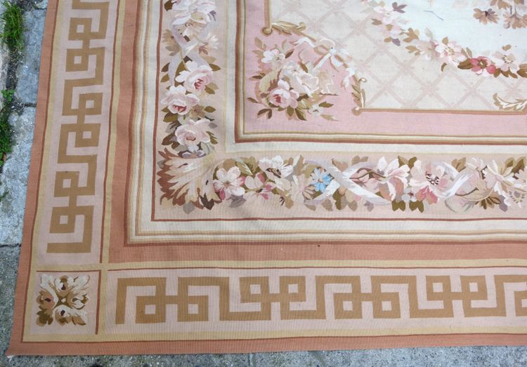 Großer Aubusson-Teppich im Stil Louis XVI, Epoche Napoleon III - 342cm x 250cm