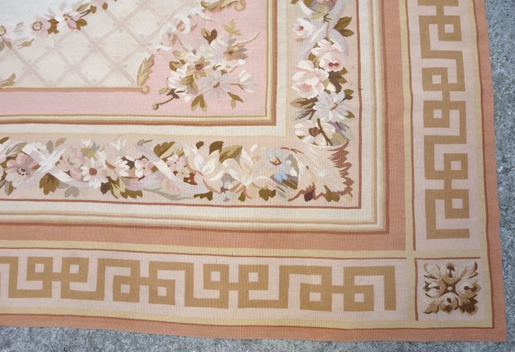 Großer Aubusson-Teppich im Stil Louis XVI, Epoche Napoleon III - 342cm x 250cm
