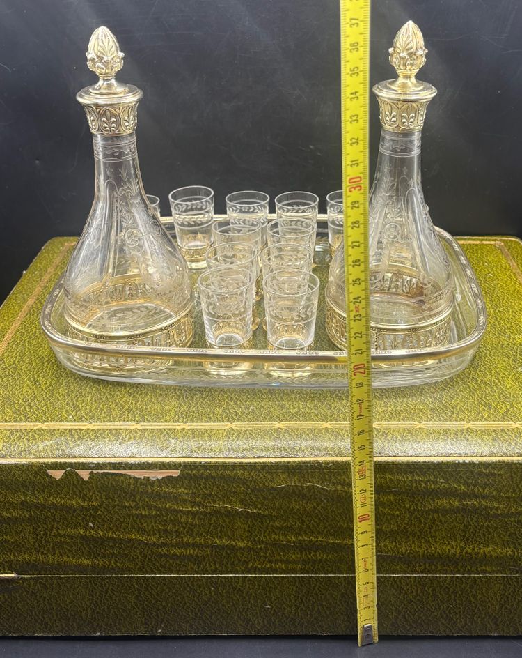 LIQUEUR SET