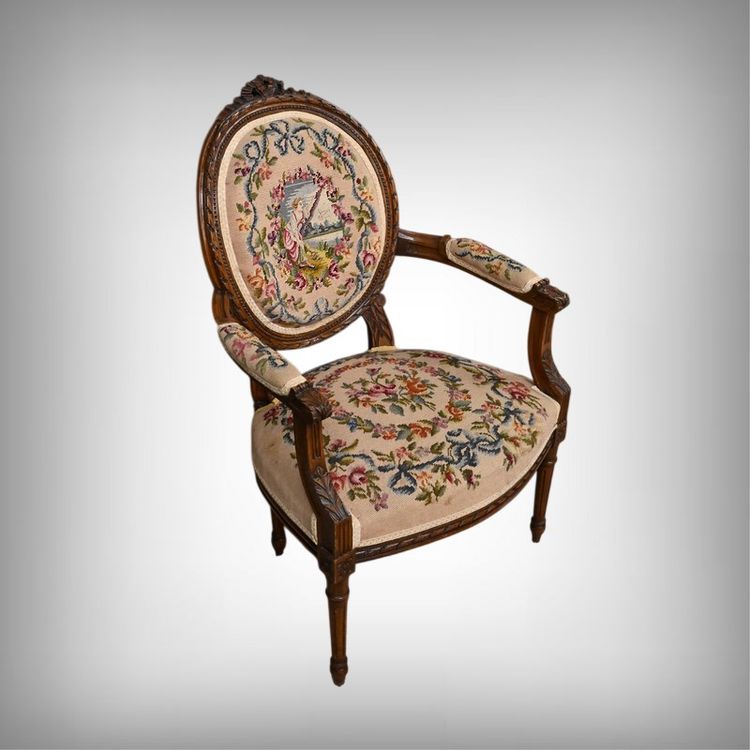 Paire de Fauteuils en Hêtre, style Louis XVI - Début XXe