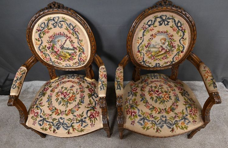 Paire de Fauteuils en Hêtre, style Louis XVI - Début XXe