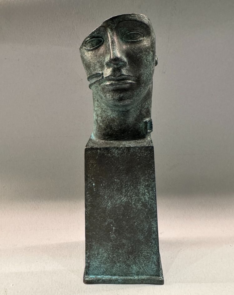 Bronzeskulptur Igor Mitoraj "Tindaro" Männerbüste