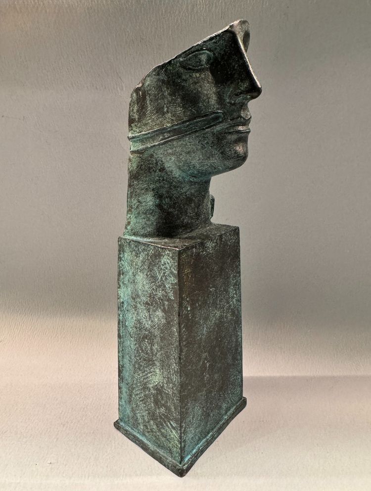 Bronzeskulptur Igor Mitoraj "Tindaro" Männerbüste