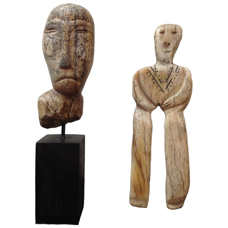 Lot of two Inuit bone carvings, Alaska.