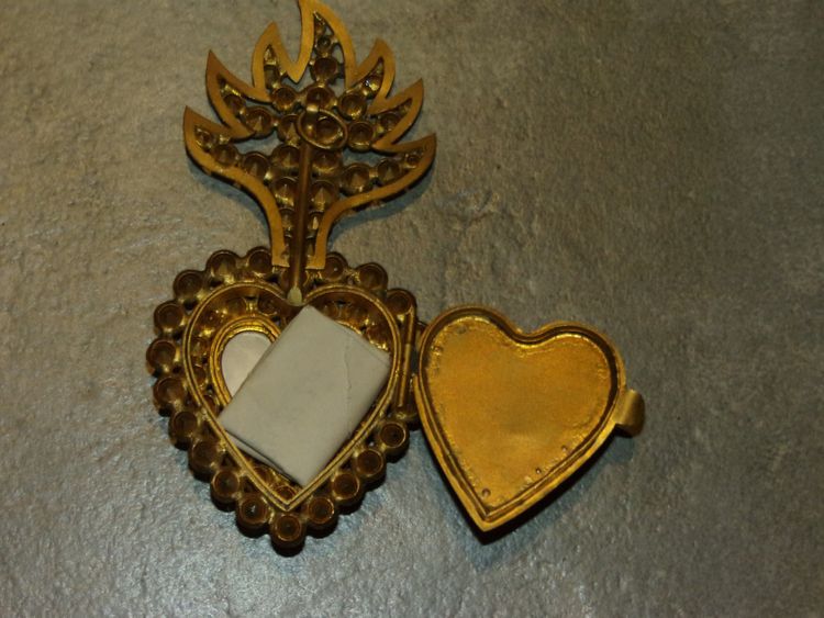 Reliquary medallion, Sacred Heart of Mary, 19th century.