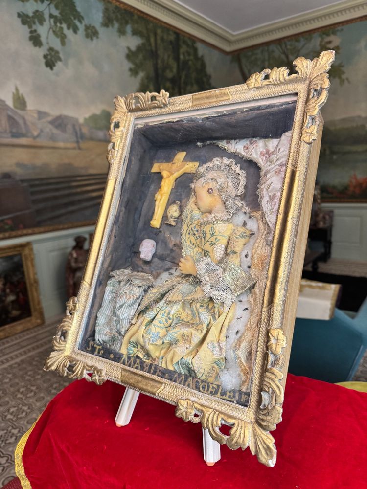 Dressed wax Saint Mary Magdalene - 18th century