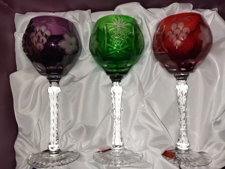 CRYSTAL GLASSES 6 Antique Colored Cut Crystal Footed Glasses