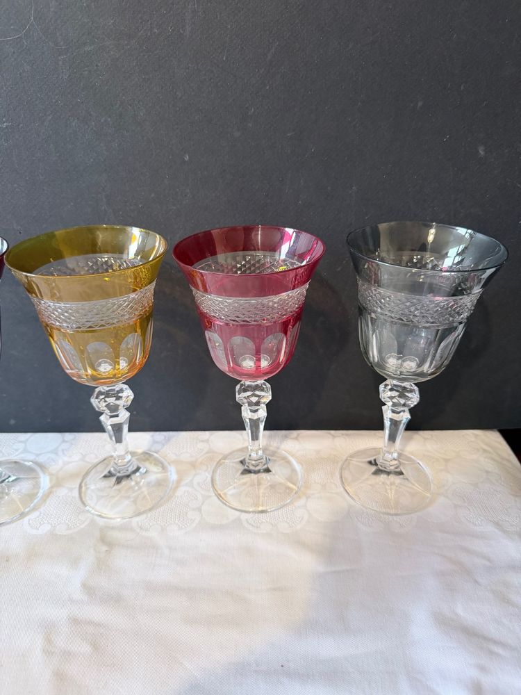 Set of 6 cut and lined crystal glasses - various colors