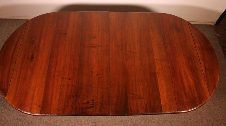 Table de salle à manger extensible du début du 19° siècle en noyer