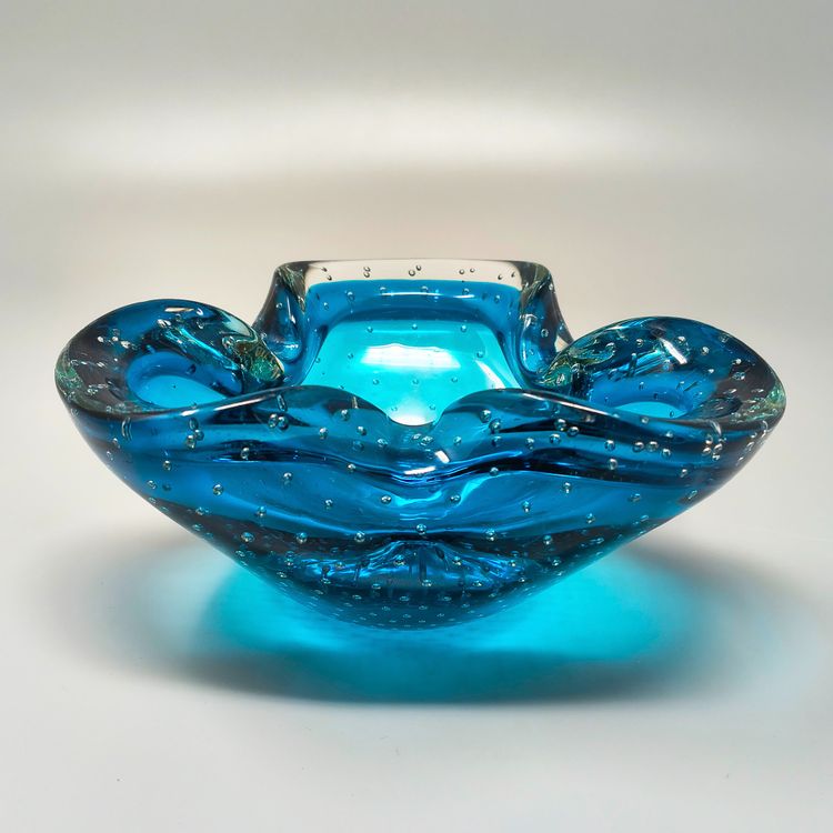 Cendrier ou attrape-tout rose du milieu du siècle dernier en verre de Murano Bullicante par Flavio Poli, 1960