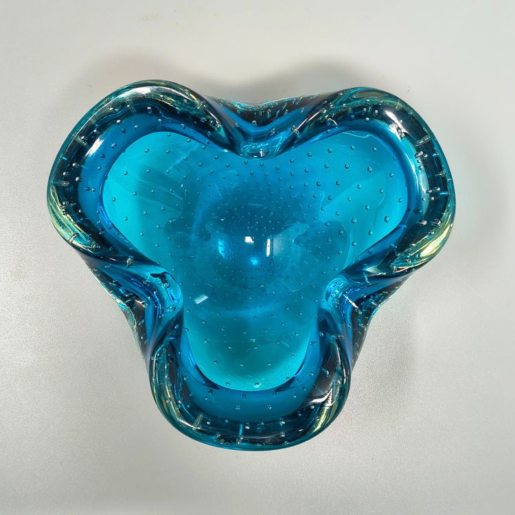 Cendrier ou attrape-tout rose du milieu du siècle dernier en verre de Murano Bullicante par Flavio Poli, 1960