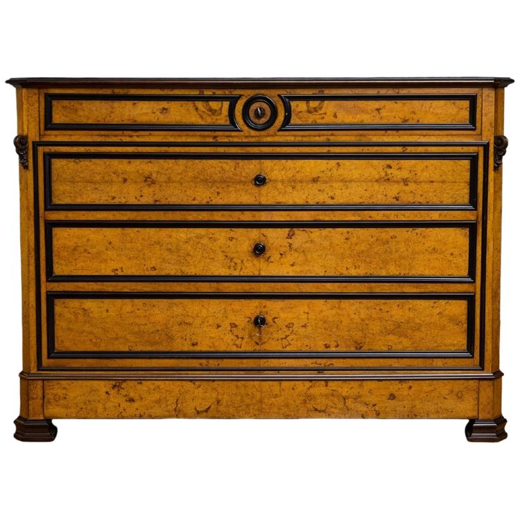 Commode époque Charles X en érable et poirier noirçi (vers 1820)