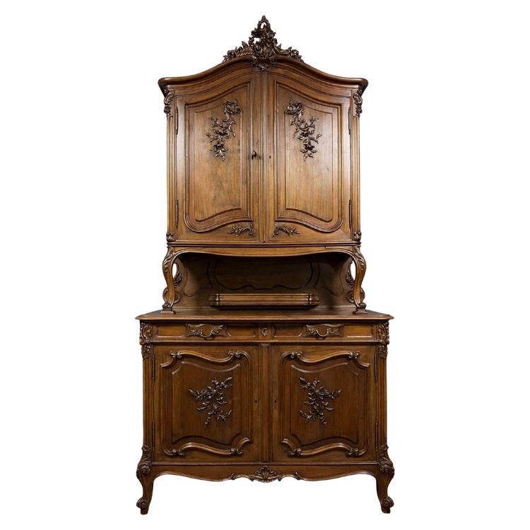 Buffet deux corps Louis XV en noyer – vers 1850