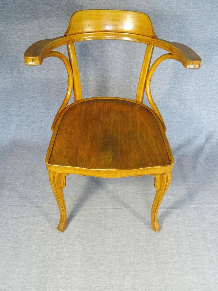 Fauteuil de bureau Bentwwod ,1905 par KOHN N°713 - no Thonet  -