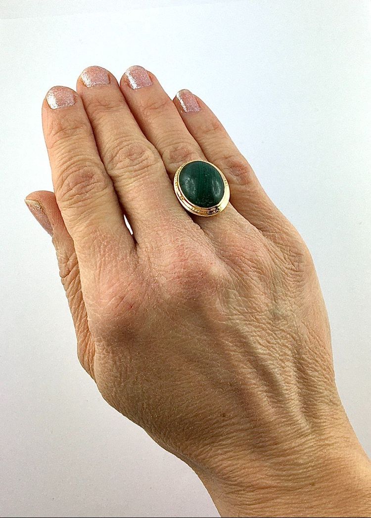 Bague Cabochon De Malachite Sur Or Jaune
