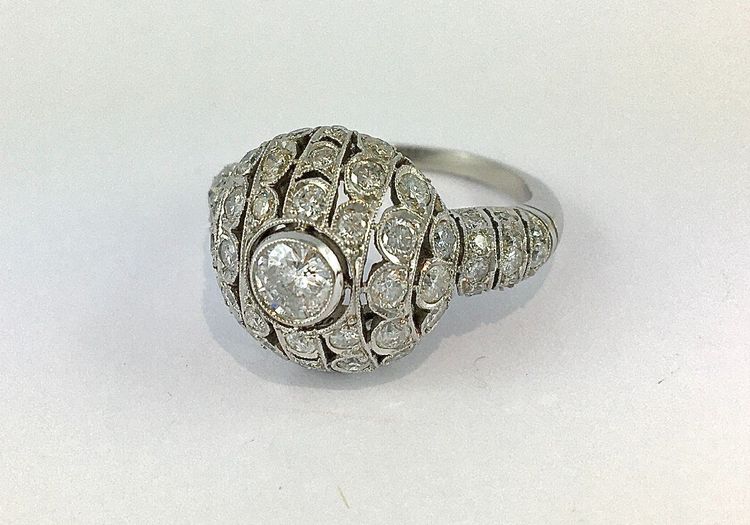 Bague Boule Style Art Déco Platine Et Diamants Taille Brillant