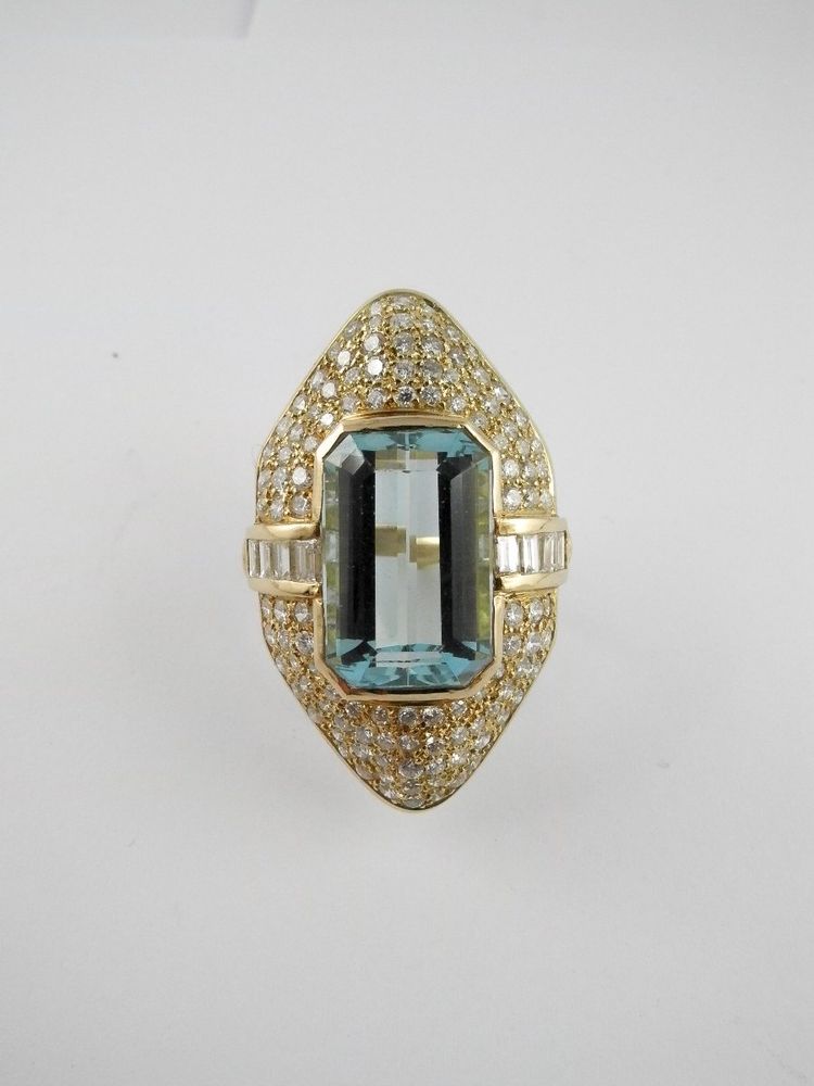 Bague Marquise Aigue-marine Pavage De Diamants Sur Or Jaune