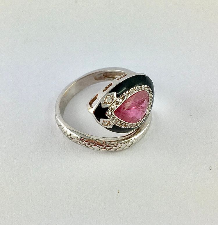 Bague Serpent Rubis Poire, Email Noir et Diamants sur Or Blanc