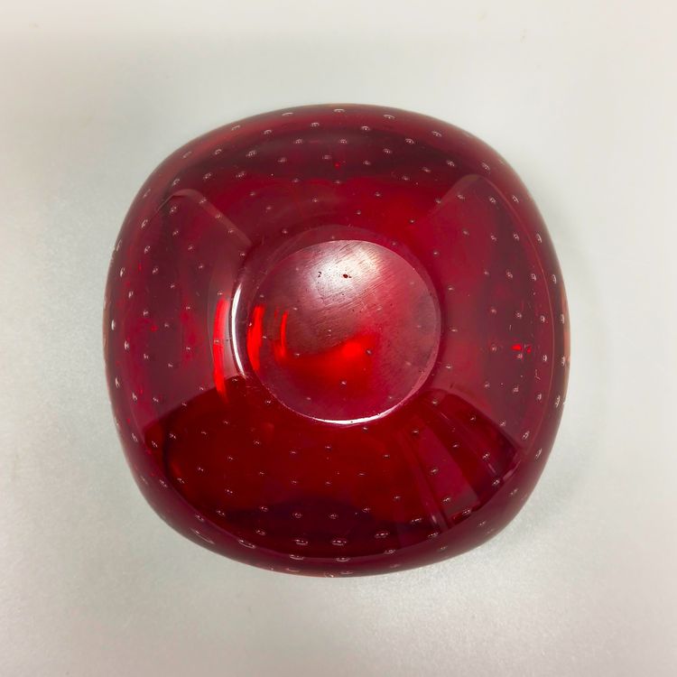 Posacenere o portacenere rosso di metà secolo 1960 in vetro di Murano Bullicante di Flavio Poli