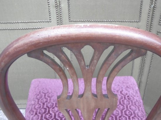 Série de dix chaises acajou massif